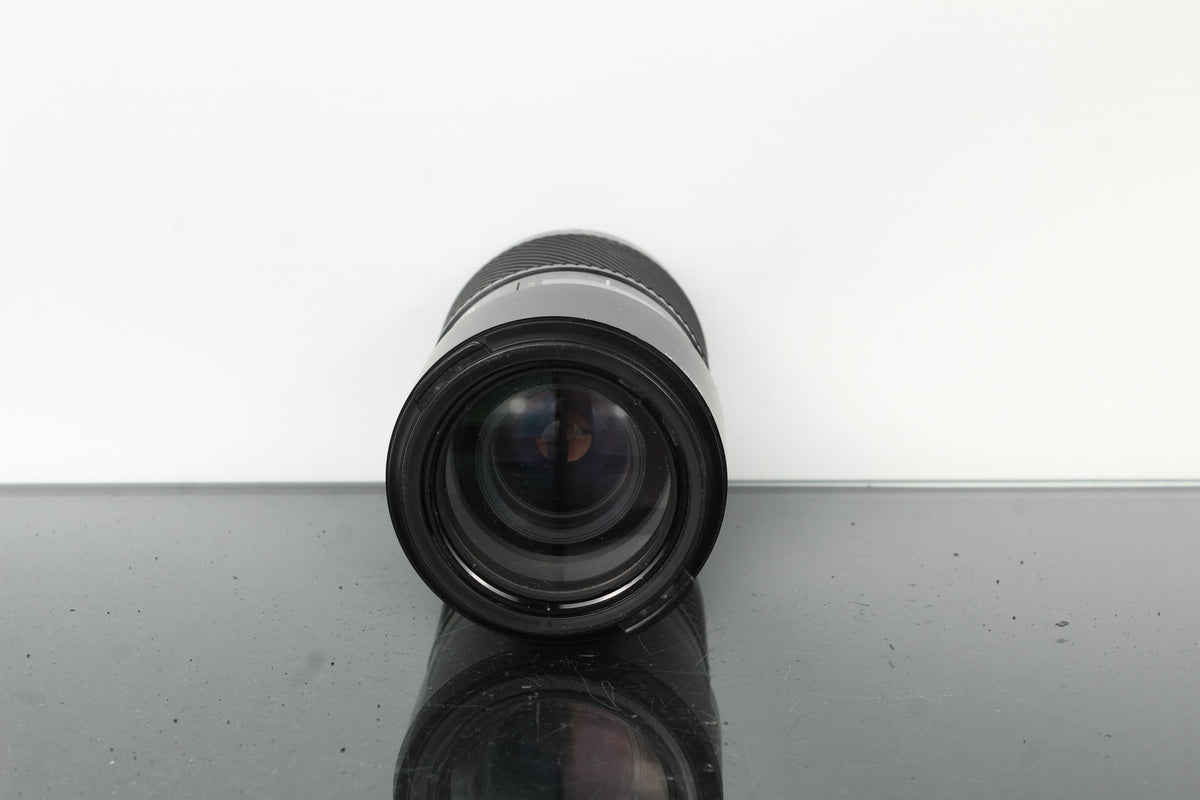 Minolta AF 70 - 210mm 1:4 - Dutch|Thrift