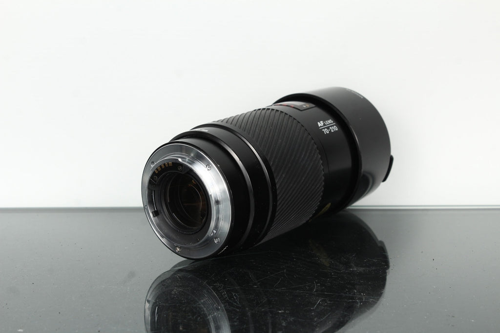 Minolta AF 70 - 210mm 1:4 - Dutch|Thrift