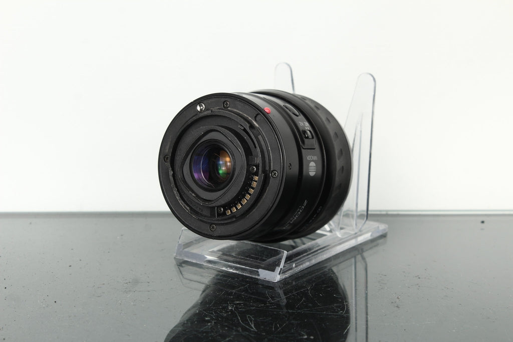 Minolta AF 80 - 200mm 1:4.5 - 5.6 - Dutch|Thrift