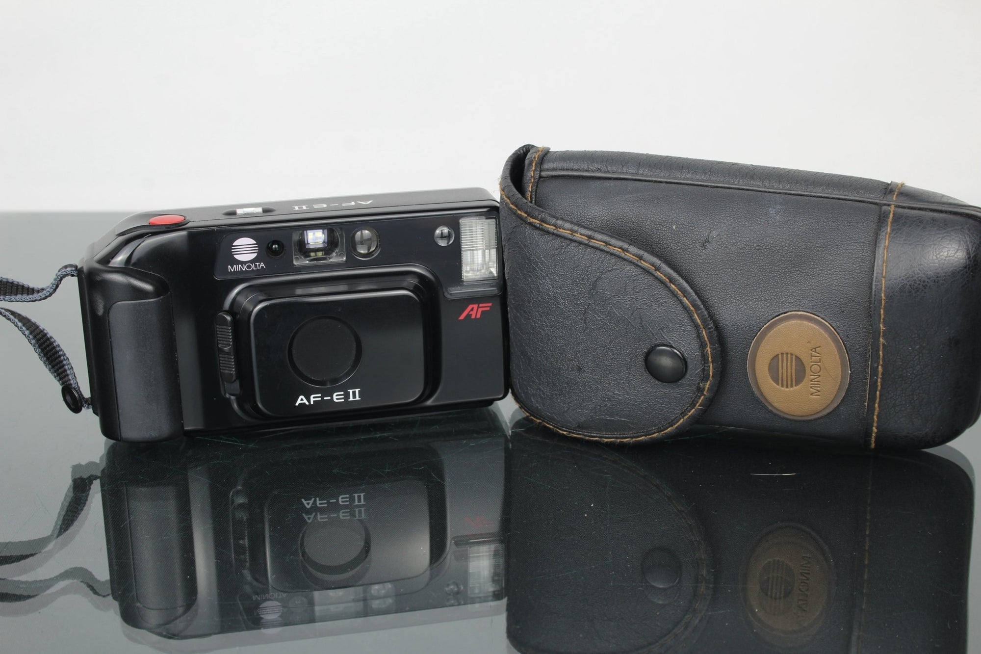 Minolta AF - E2 - Dutch|Thrift