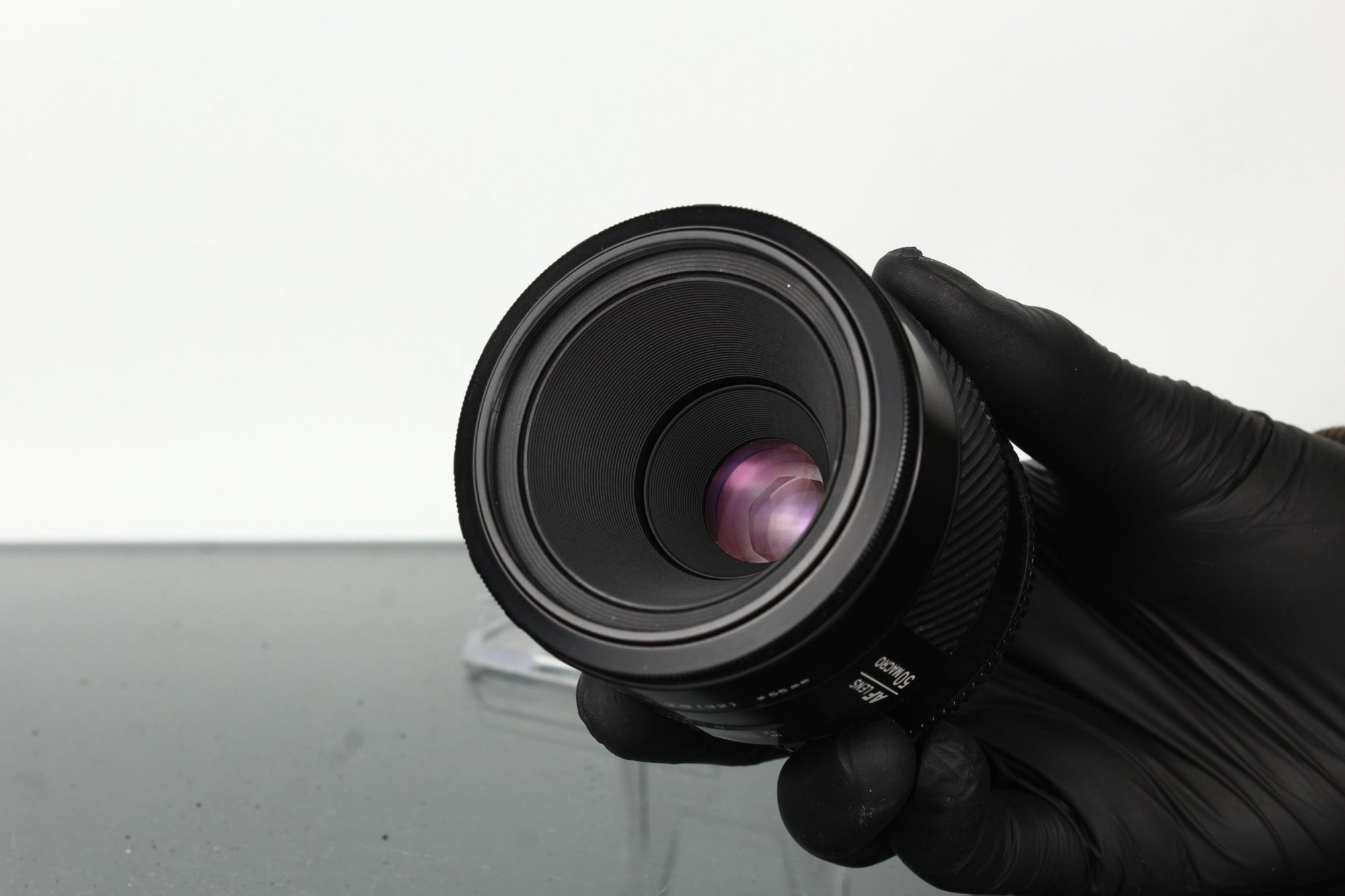 Minolta AF Macro 50mm f/2.8 - Dutch|Thrift