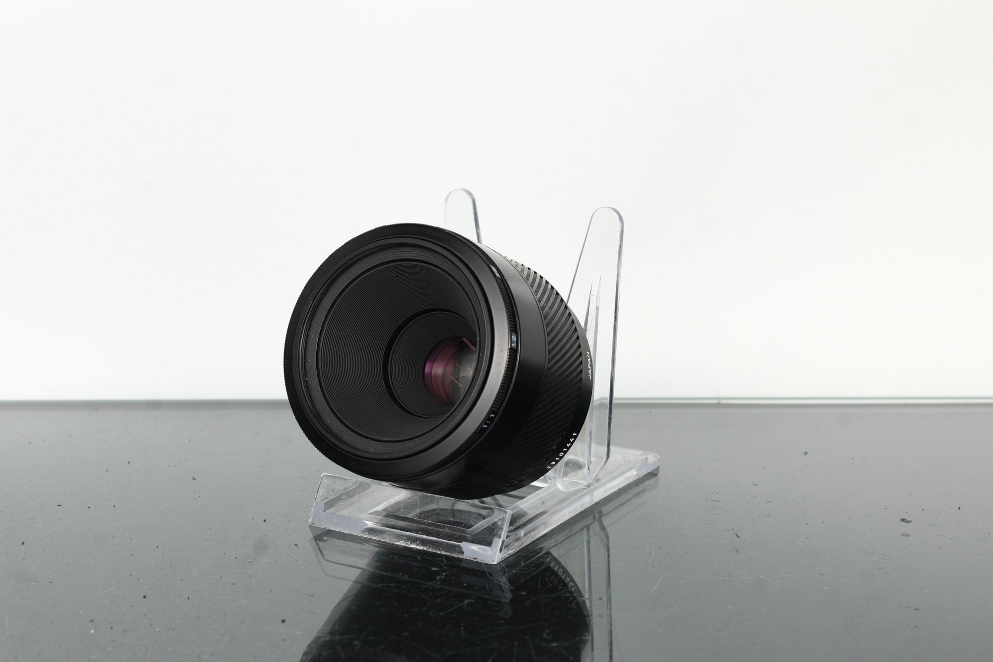 Minolta AF Macro 50mm f/2.8 - Dutch|Thrift