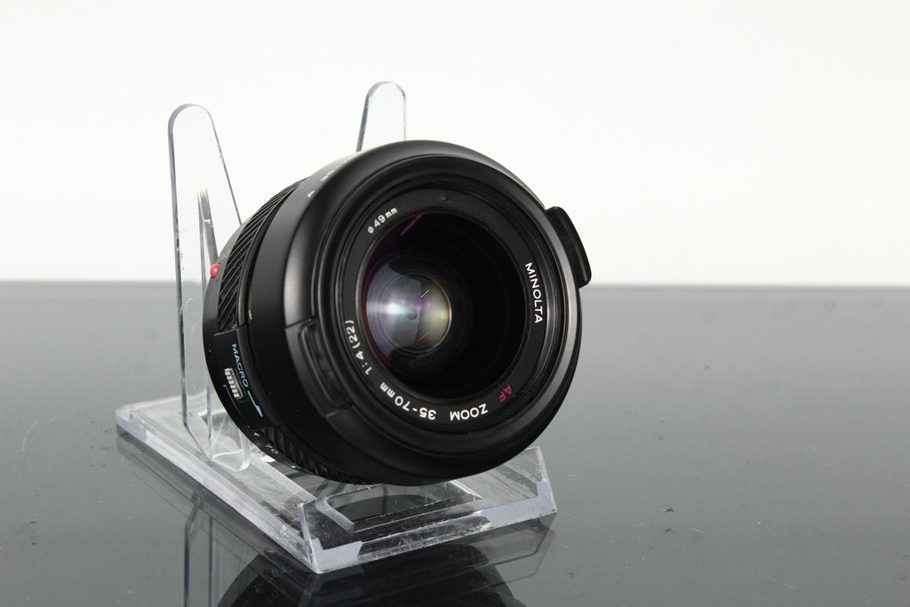 Minolta AF Zoom 35 - 70mm f/4 - Dutch|Thrift