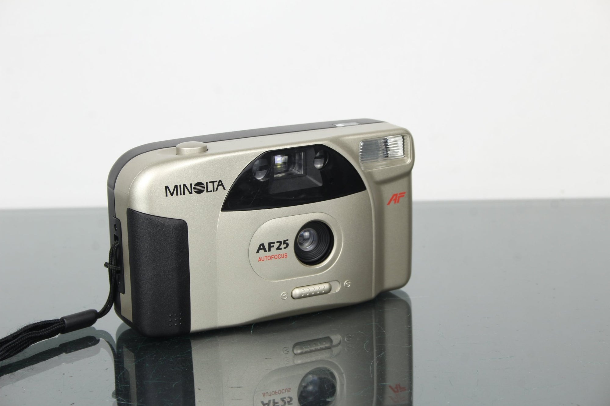 Minolta AF25 - Dutch|Thrift