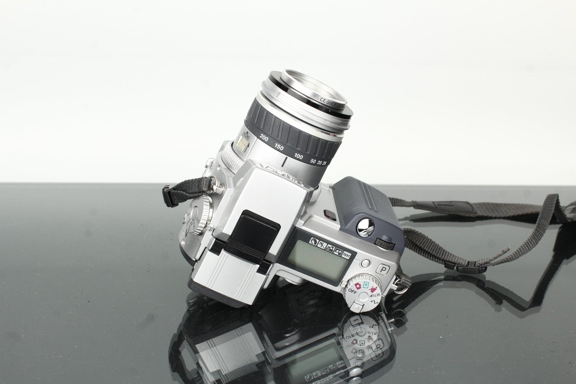 Minolta DiMAGE 7 5.2MP - Dutch|Thrift