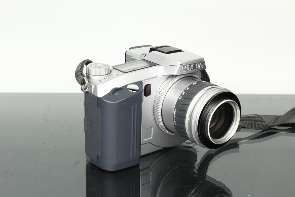 Minolta DiMAGE 7 5.2MP - Dutch|Thrift