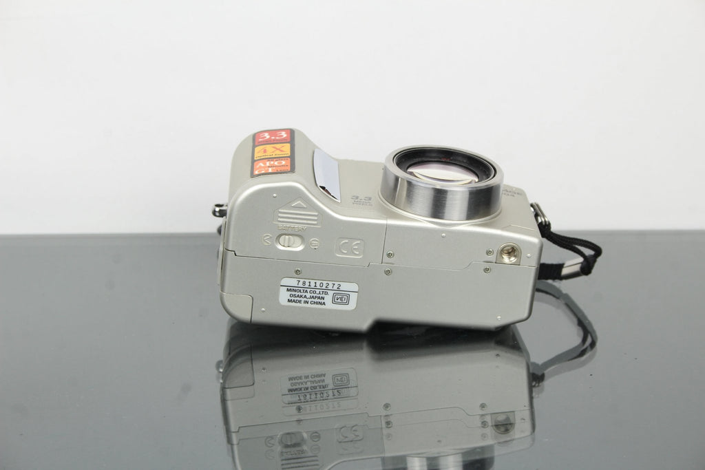 Minolta Dimage S304 - Dutch|Thrift