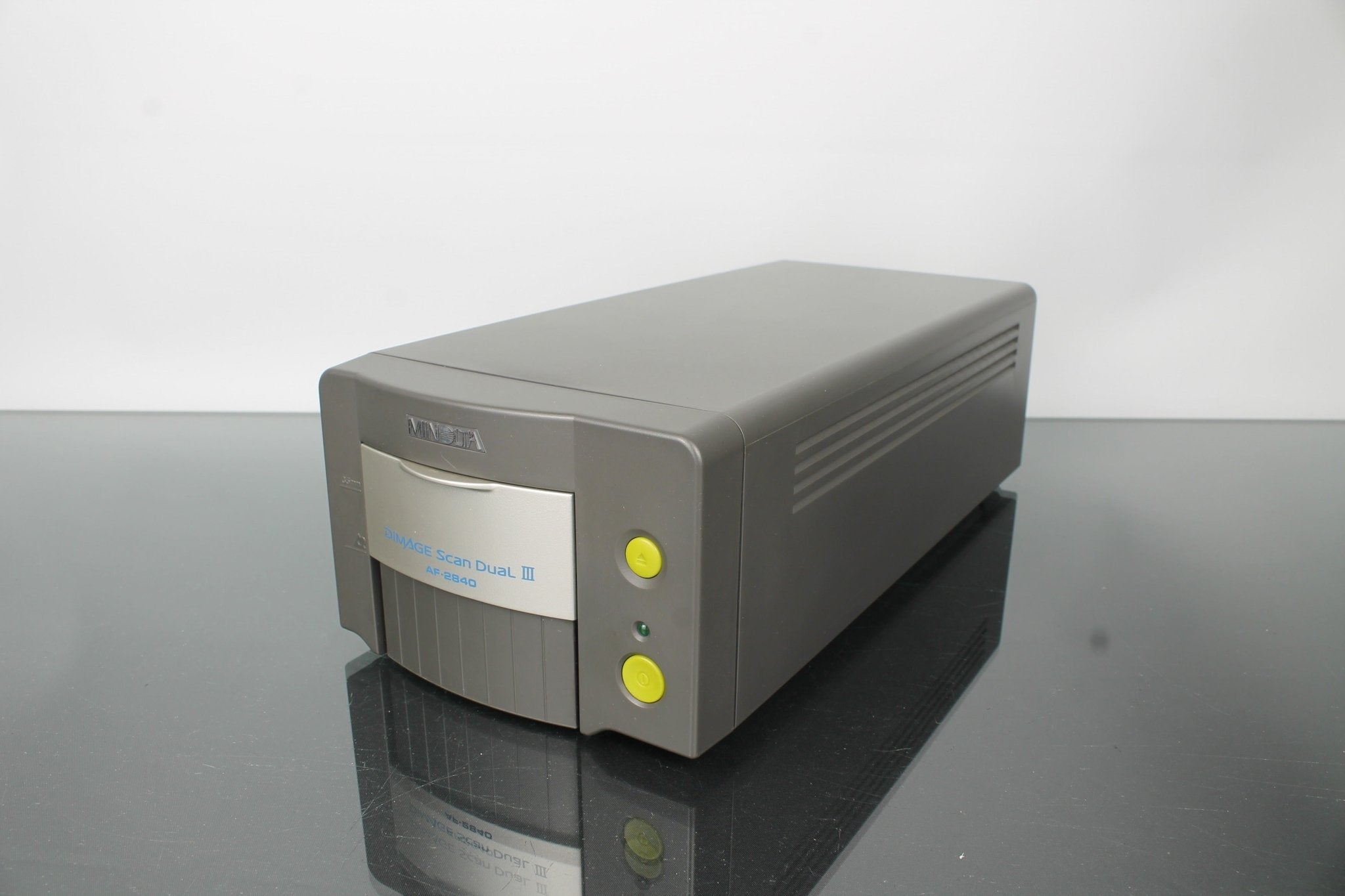 Minolta DiMAGE Scan Dual 3 Film Scanner - Digitize 35mm Film