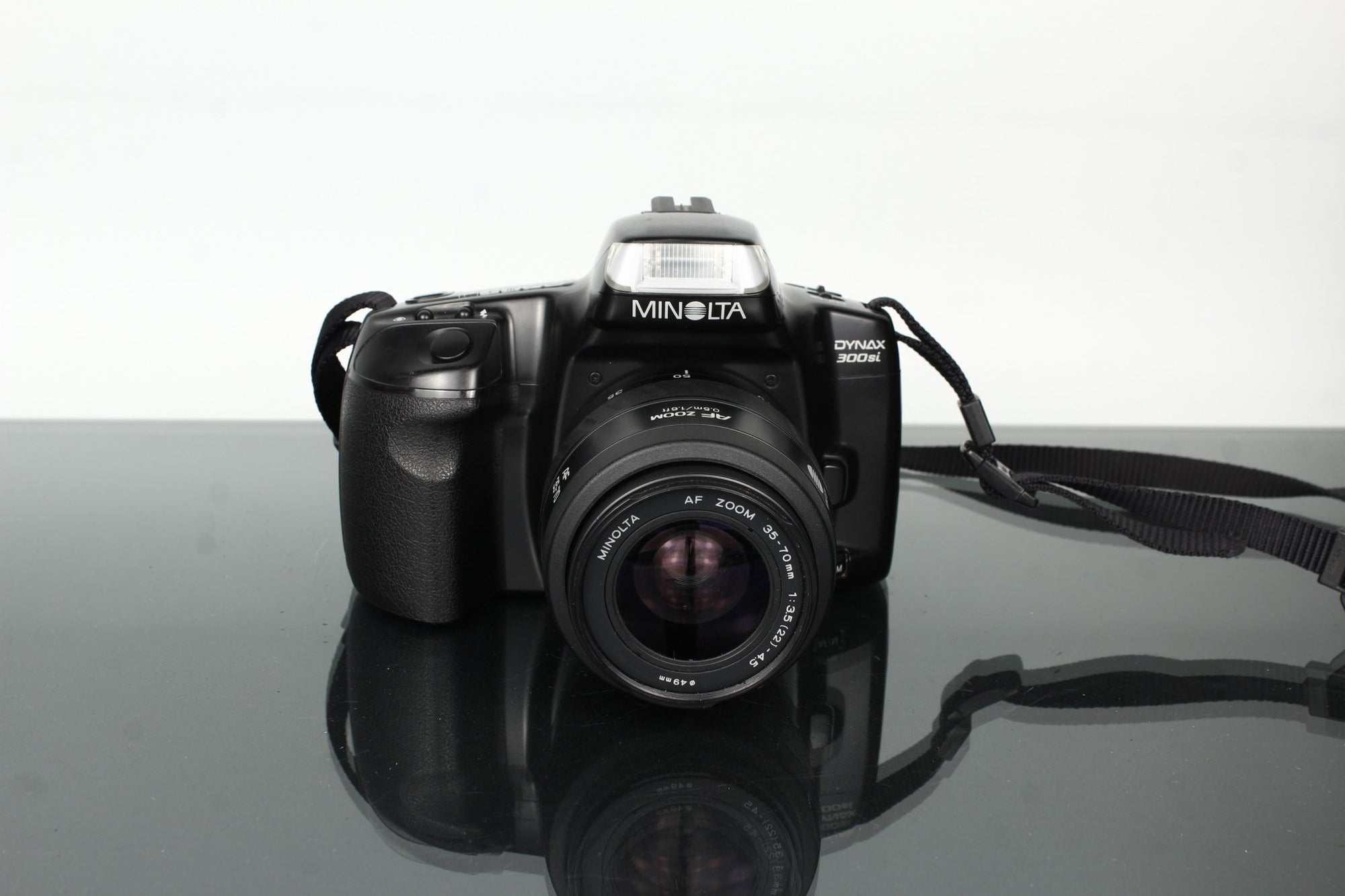 Minolta Dynax 300si - Dutch|Thrift