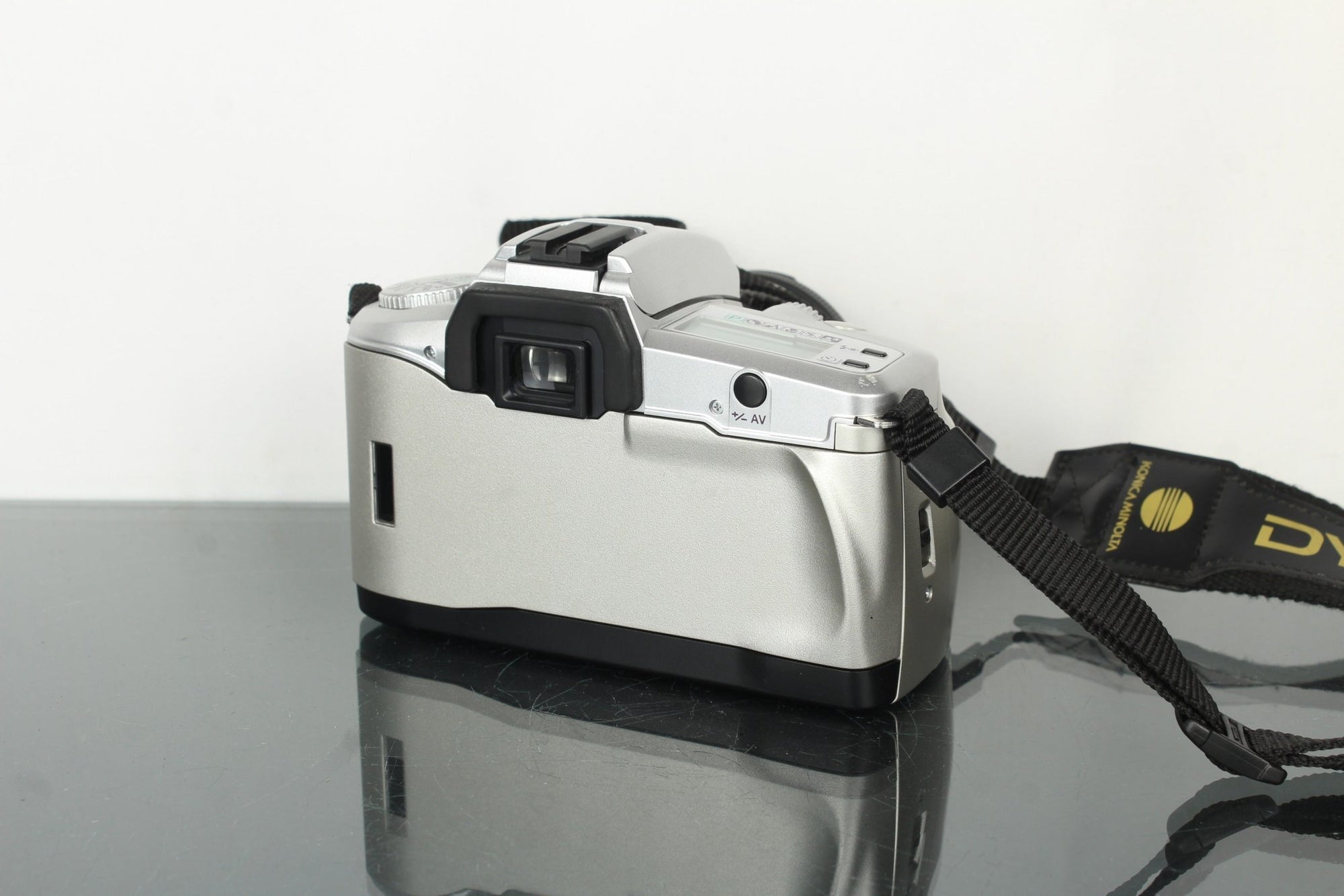 Minolta Dynax 40 - Dutch|Thrift