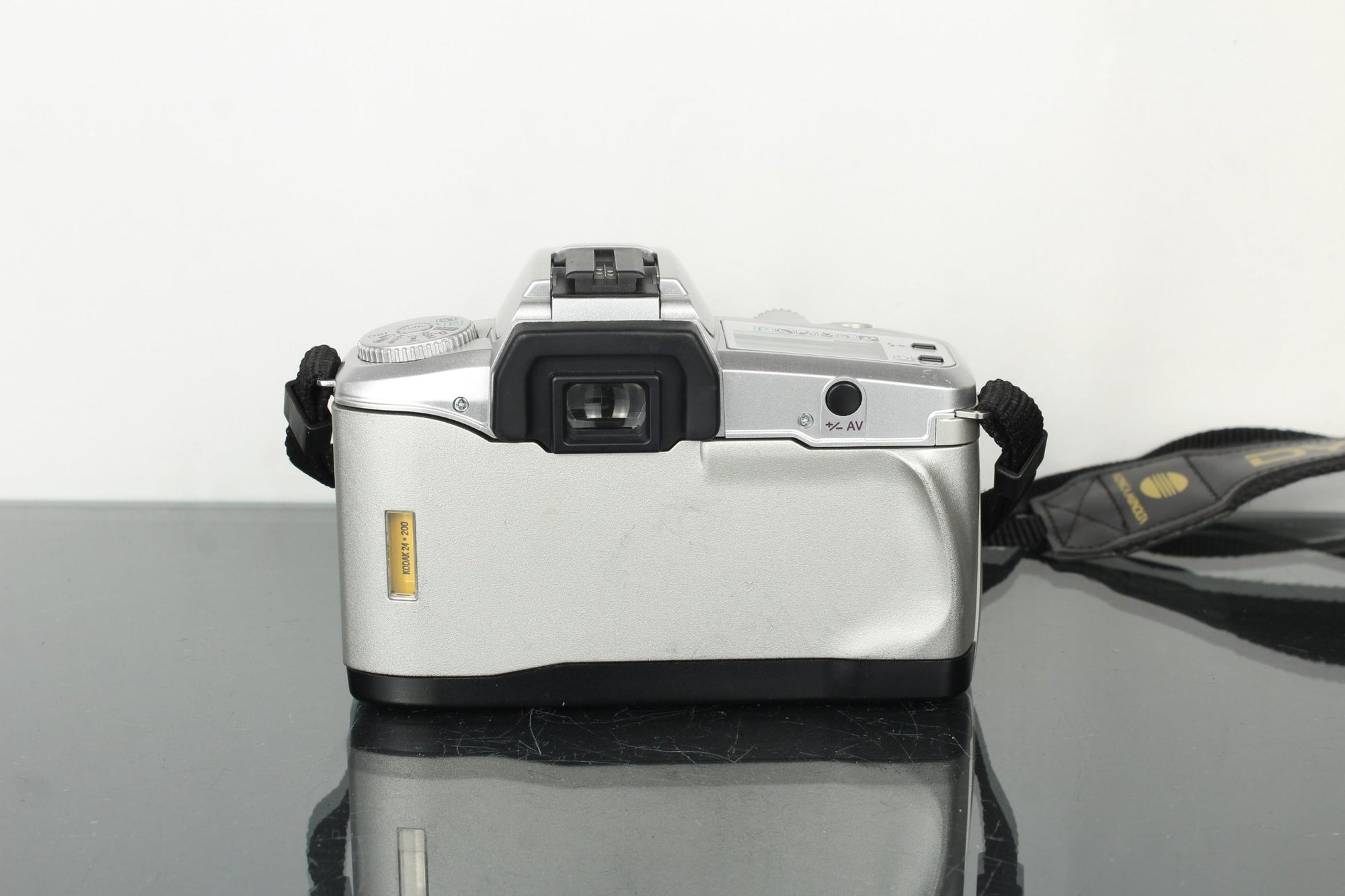 Minolta Dynax 40 AF Zoom 35 - 80mm - Dutch|Thrift