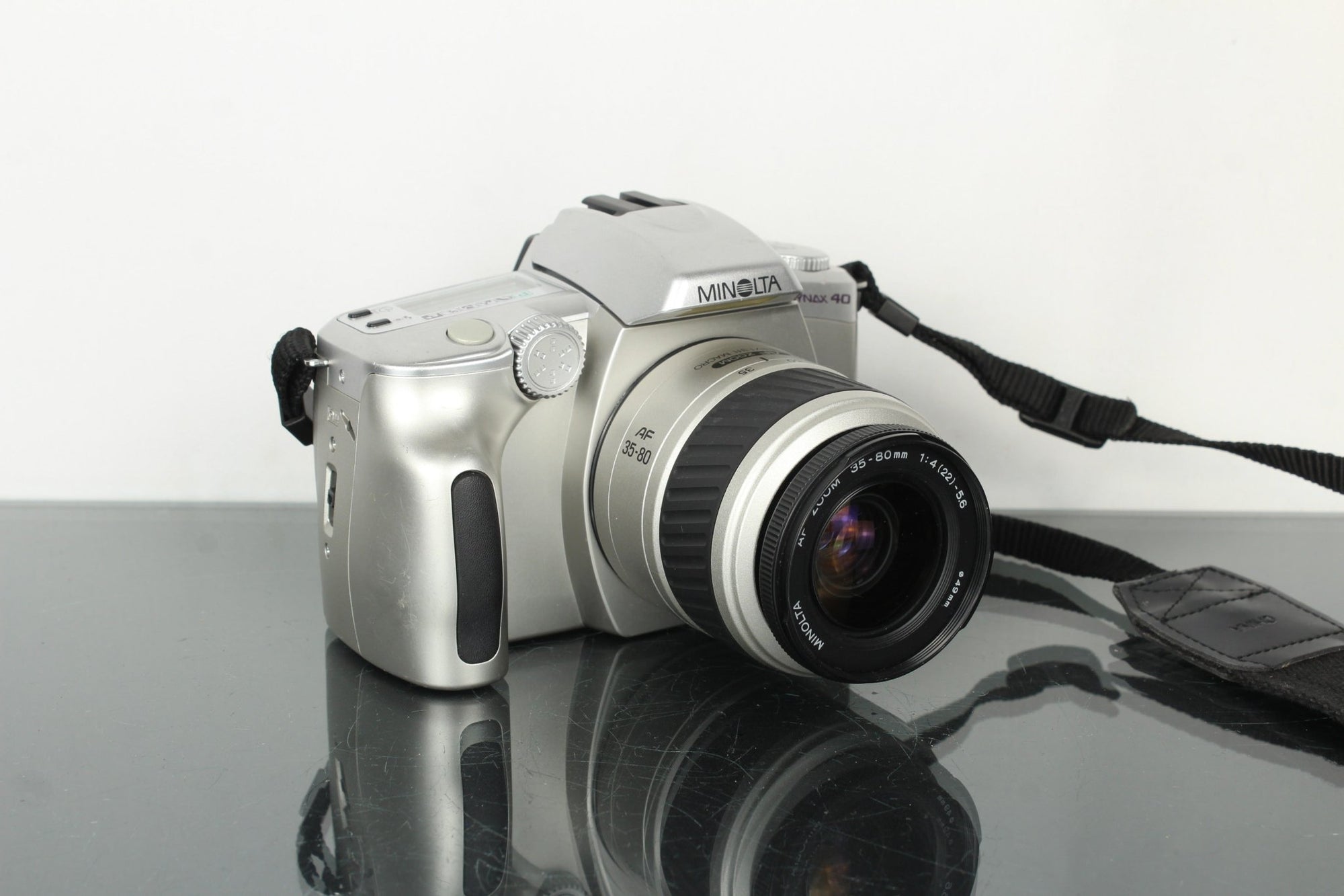 Minolta Dynax 40 AF Zoom 35 - 80mm - Dutch|Thrift