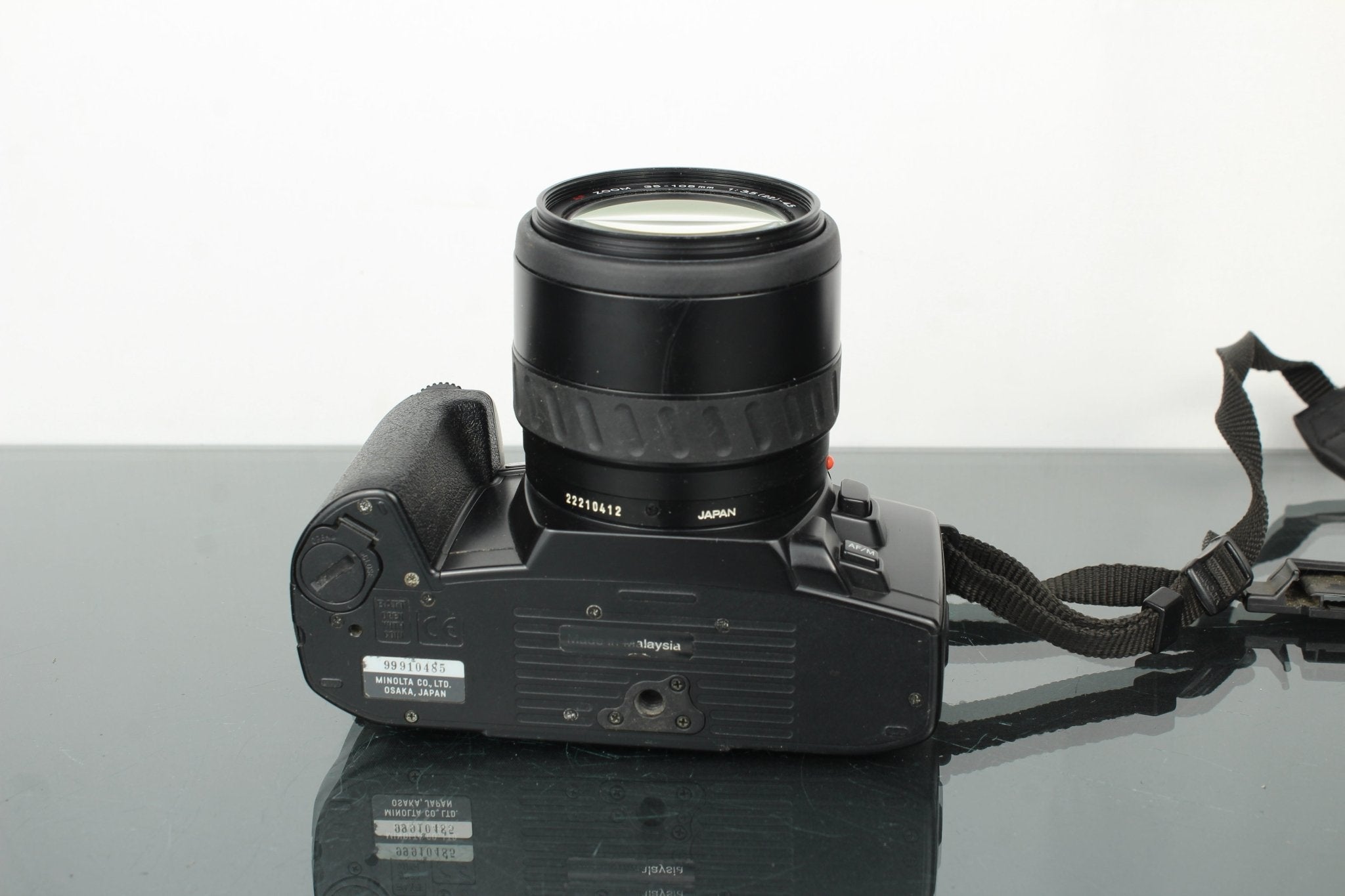 Minolta Dynax 404Si + Minolta AF Zoom 35-105mm 3.5-4.5 lens
