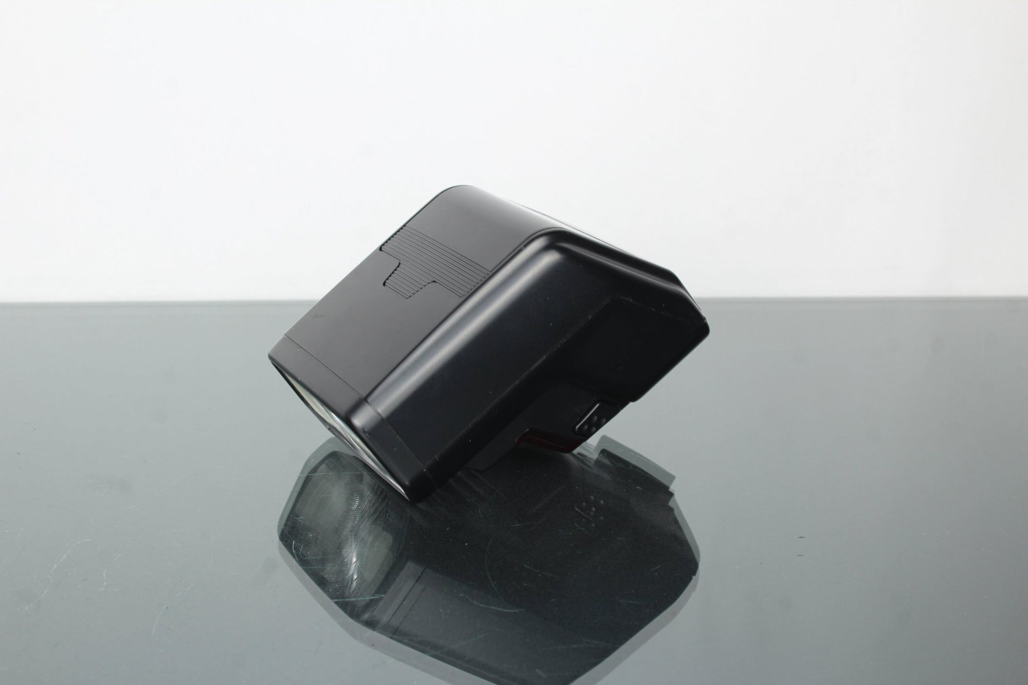 Minolta Dynax 5000i + 80 - 210mm 1:4.5 - 5.6 lens - Dutch|Thrift