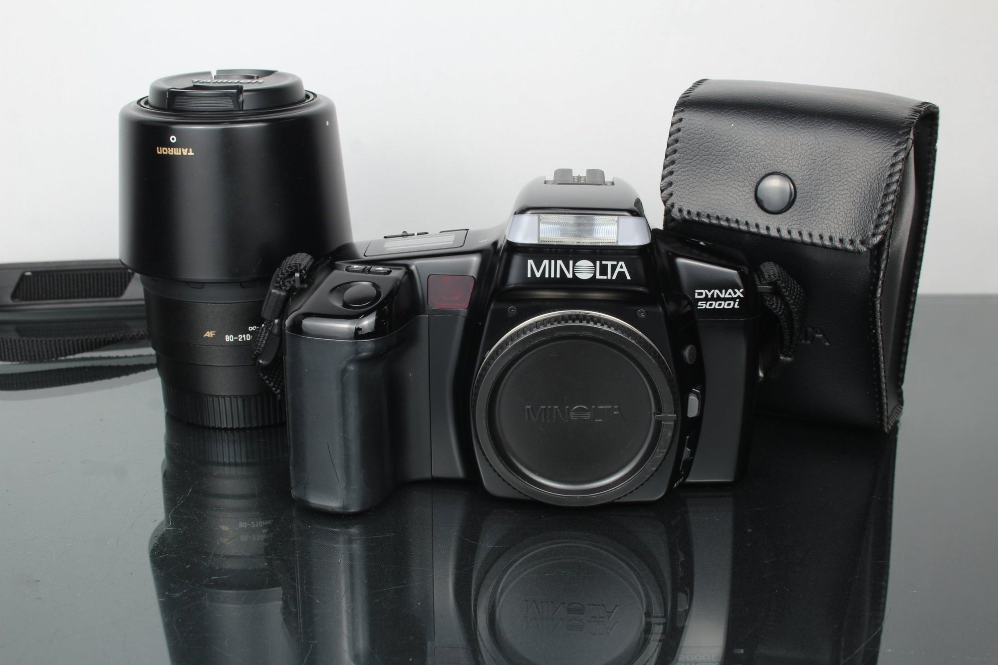 Minolta Dynax 5000i + 80 - 210mm 1:4.5 - 5.6 lens - Dutch|Thrift