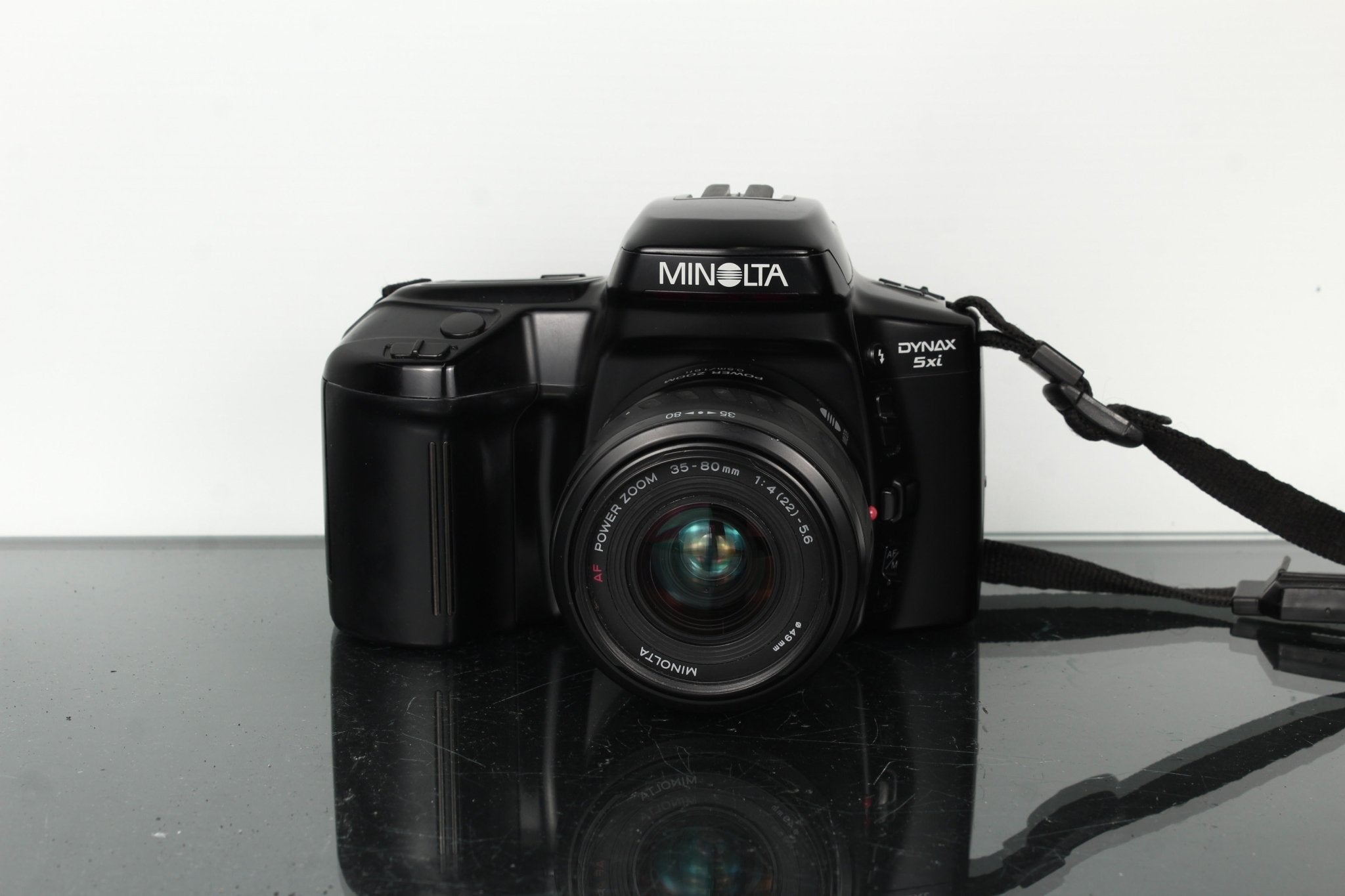 Minolta Dynax 5xi + AF Power Zoom 35-80mm Film SLR Camera – Dutch