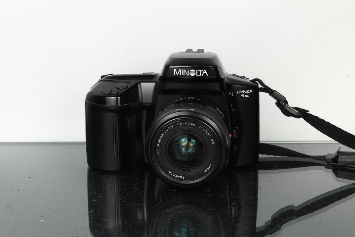 Minolta Dynax 5xi + Minolta Power Zoom 35 - 80mm 1:4 - 5.6 - Dutch|Thrift