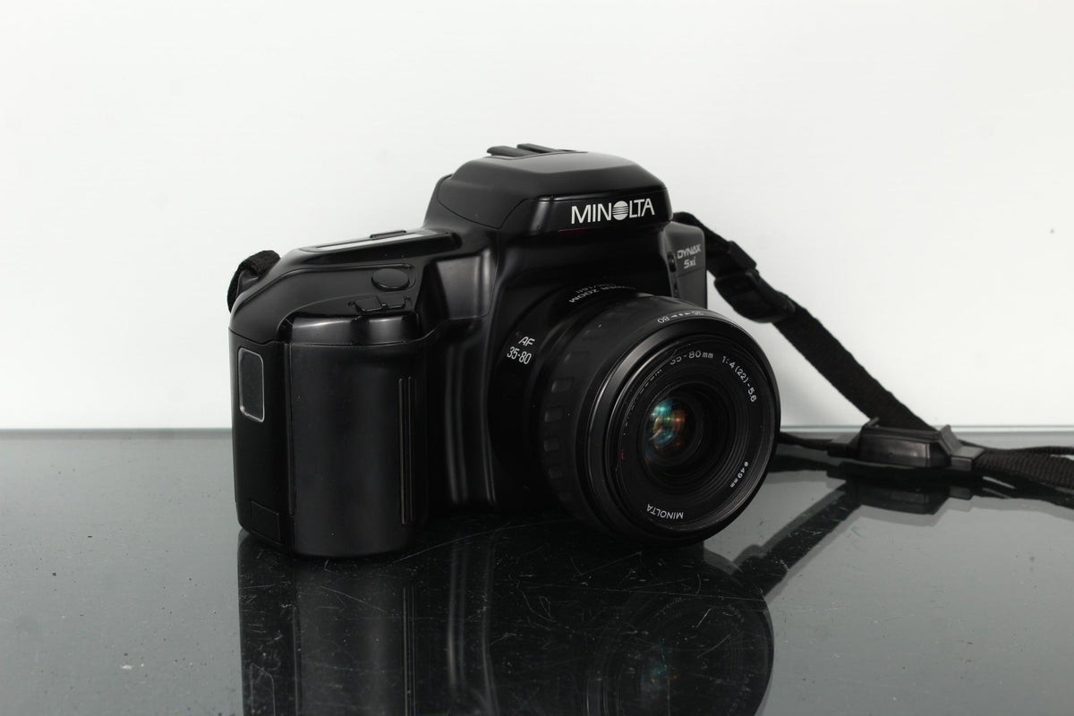 Minolta Dynax 5xi + Minolta Power Zoom 35 - 80mm 1:4 - 5.6 - Dutch|Thrift