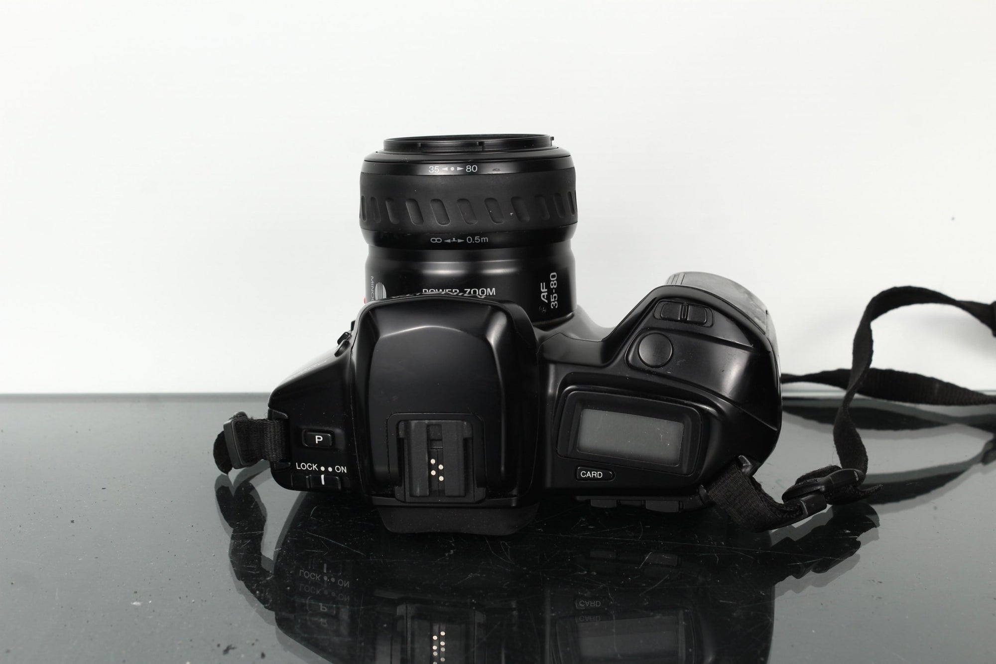 Minolta Dynax 5xi + Minolta Power Zoom 35 - 80mm 1:4 - 5.6 - Dutch|Thrift