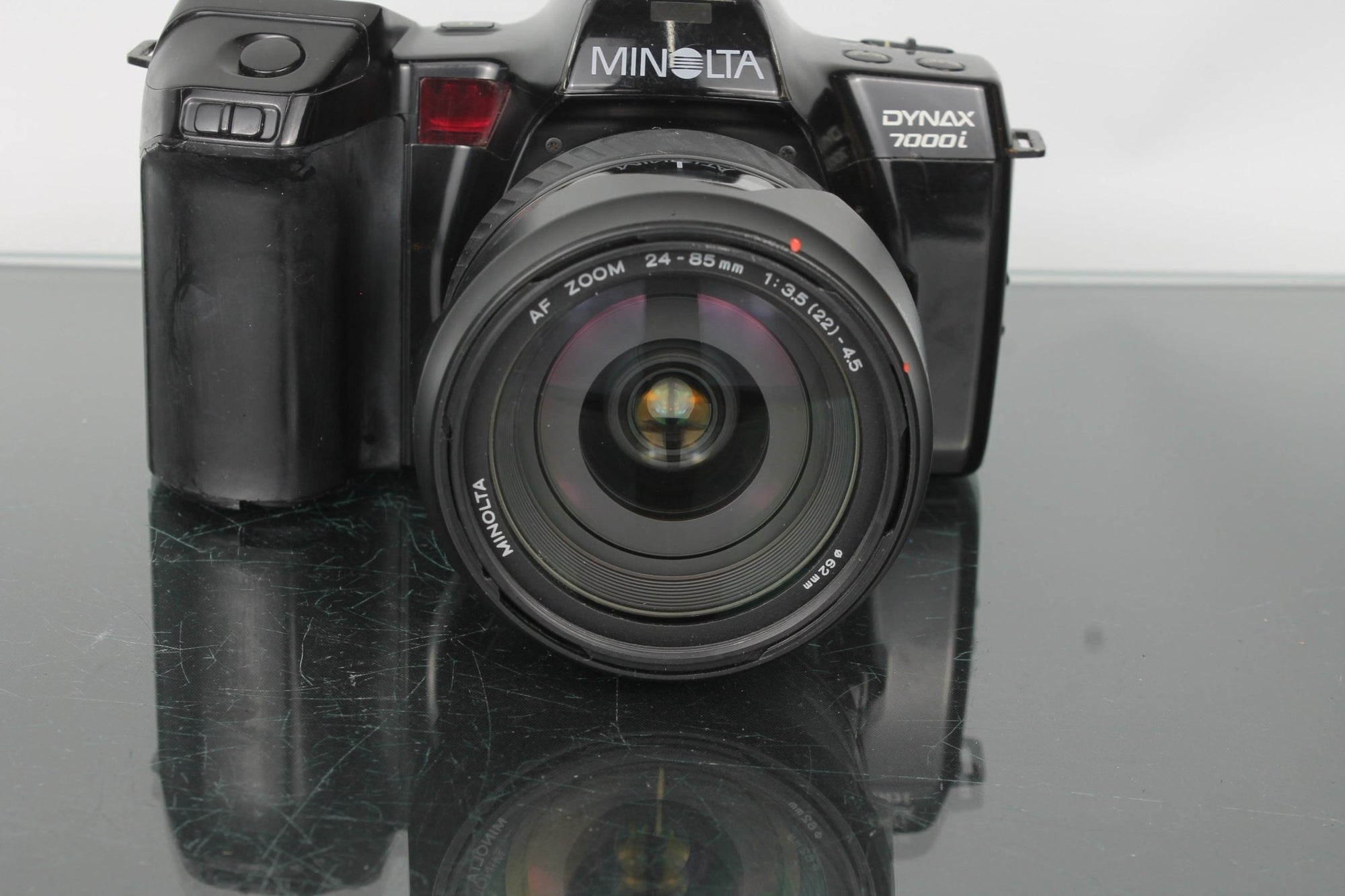 Minolta Dynax 7000i + Minolta 24 - 85mm 1:3.5 - 4.5 - Dutch|Thrift