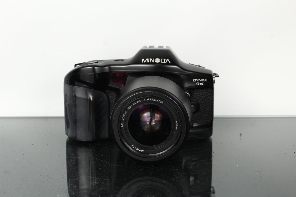Minolta Dynax 9xi + Minolta AF Zoom 28 - 80mm 1:4 - 5.6 - Dutch|Thrift