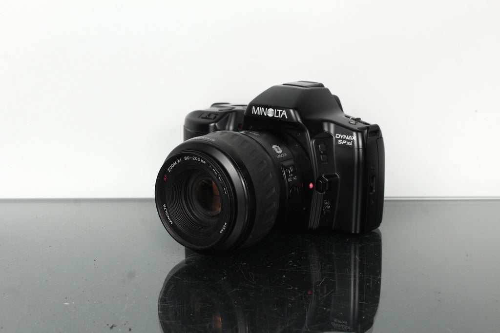 Minolta Dynax SPxi + AF Zoom XI 80 - 200mm - Dutch|Thrift