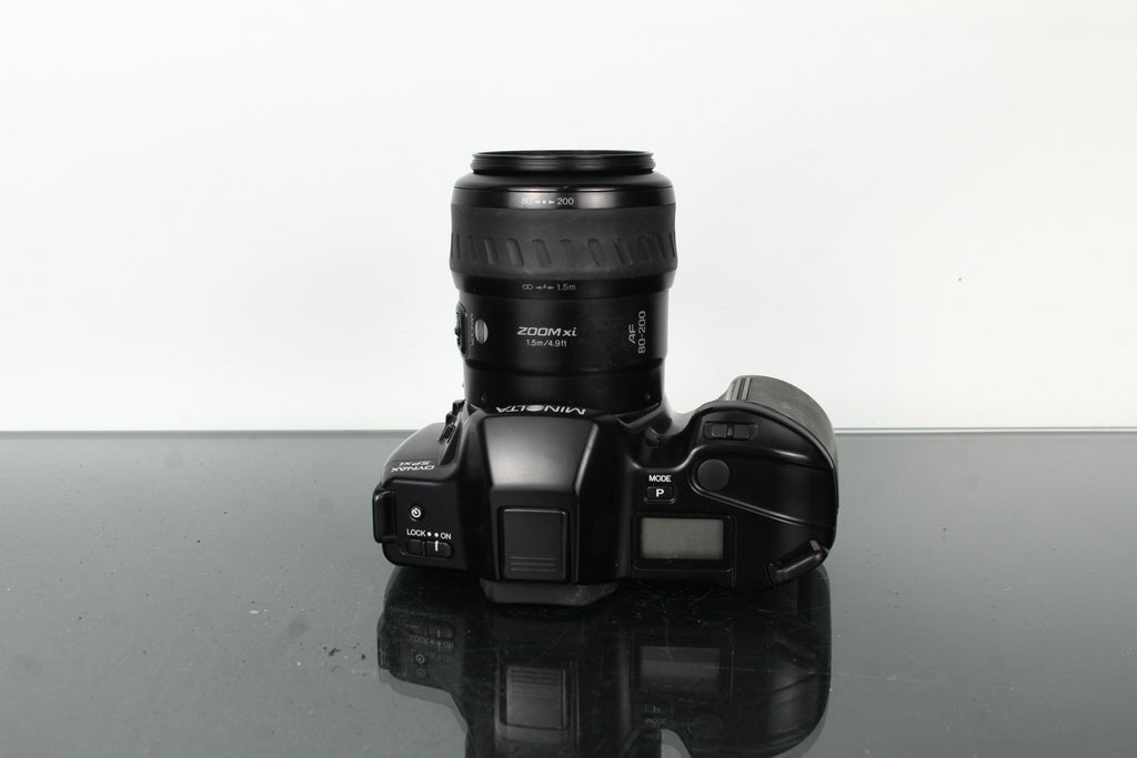 Minolta Dynax SPxi + AF Zoom XI 80 - 200mm - Dutch|Thrift