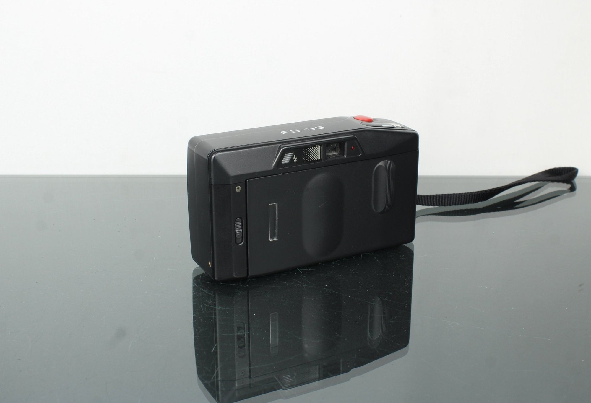 Minolta FS - 35 - Dutch|Thrift