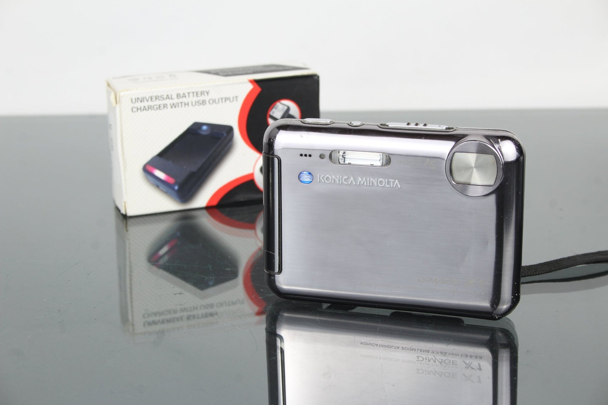 Minolta Konica Dimage X1 - Dutch|Thrift