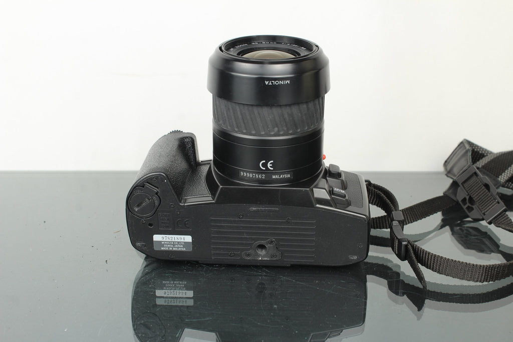 Minolta Maxxum HTsi + AF Zoom 35 - 80mm 1:4 - 5.6 lens - Dutch|Thrift