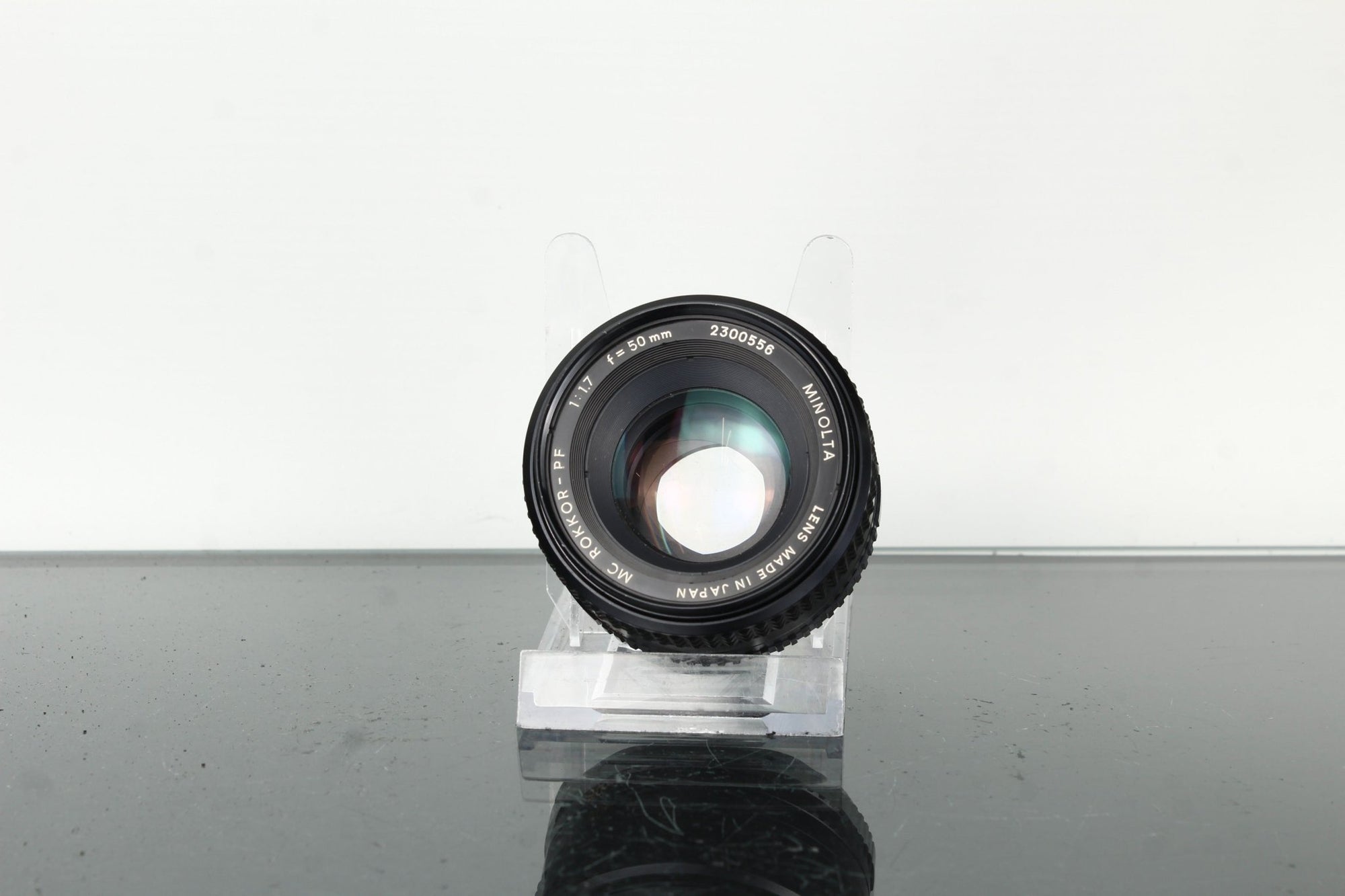 Minolta MC 50mm f/1.7 - Dutch|Thrift