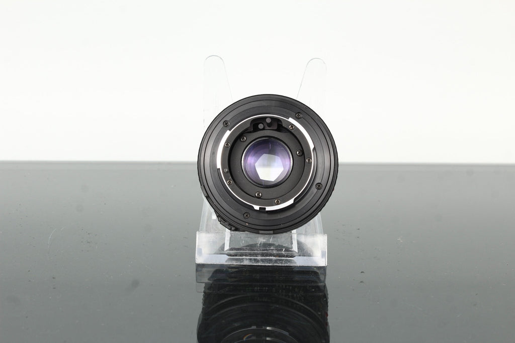 Minolta MD 50mm f/2 - Dutch|Thrift