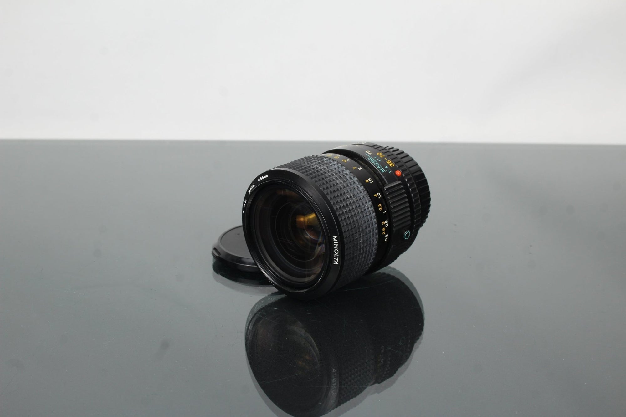Minolta MD Zoom 35 - 70mm 1:3.5 Minolta MD Mount - Dutch|Thrift
