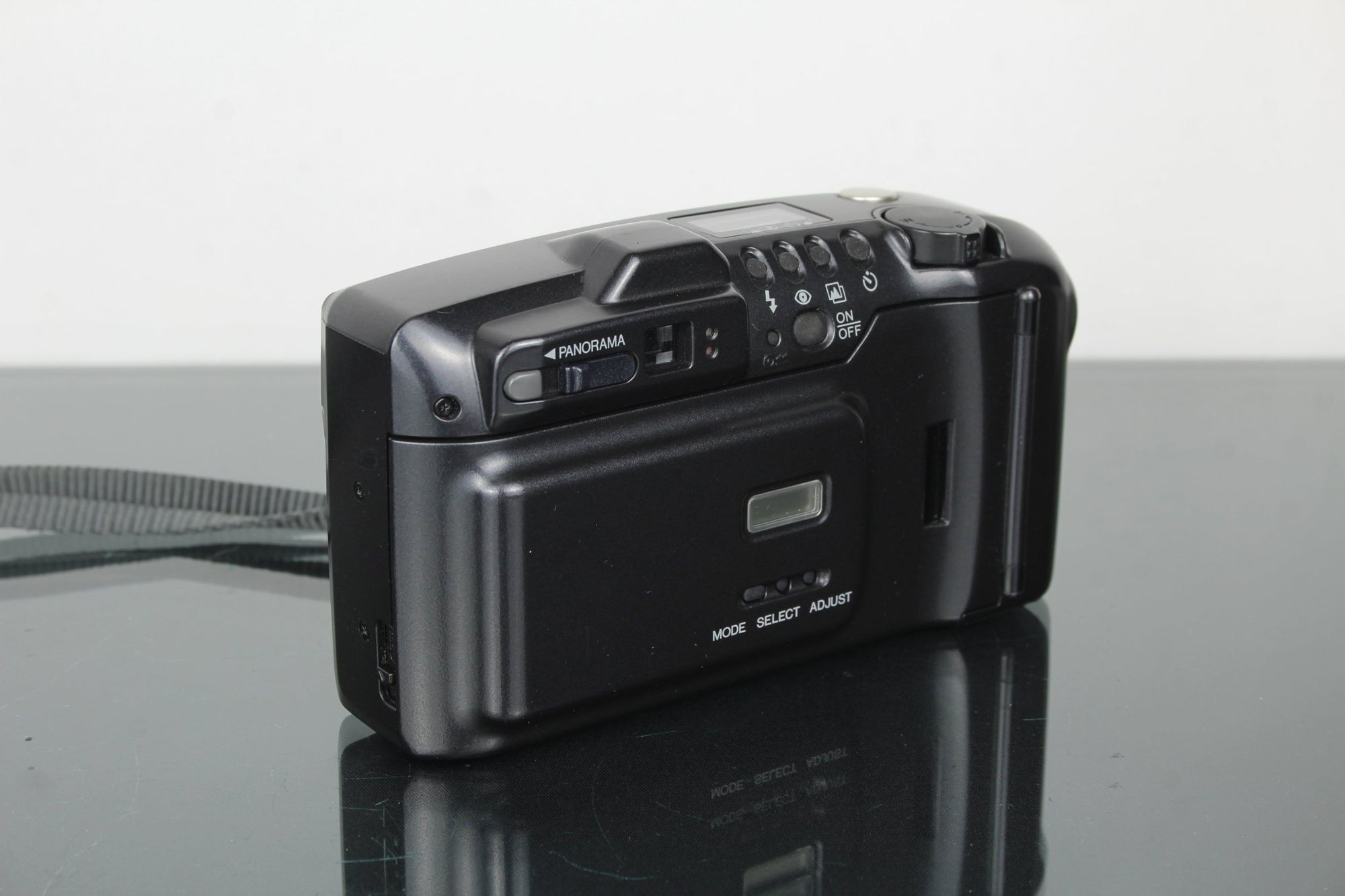 Minolta Panorama Zoom 28 AF - Dutch|Thrift