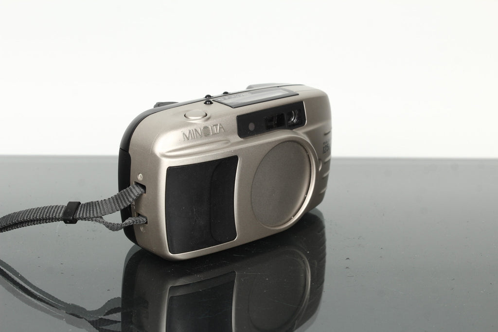 Minolta Riva Zoom 125EX - Dutch|Thrift