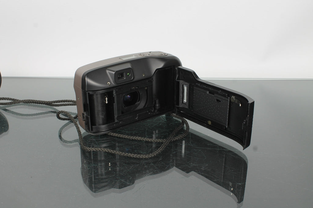 Minolta Riva Zoom 70 - Dutch|Thrift