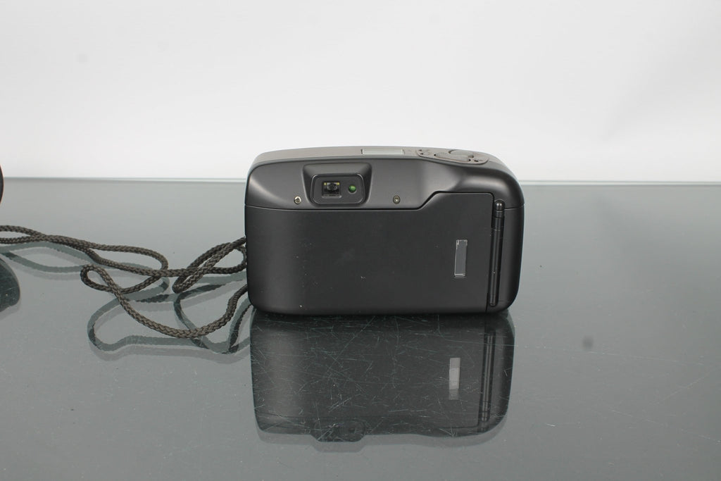 Minolta Riva Zoom 70 - Dutch|Thrift