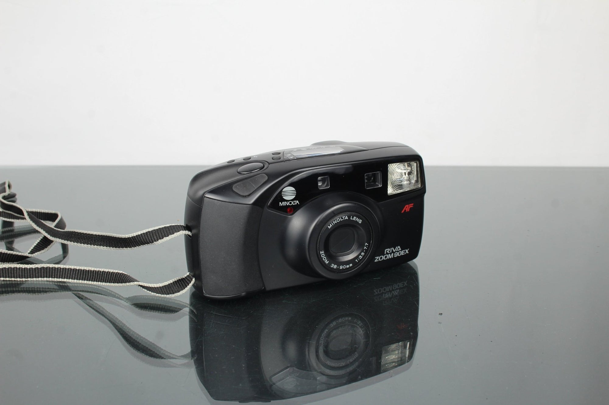 Minolta Riva Zoom 90EX - Dutch|Thrift