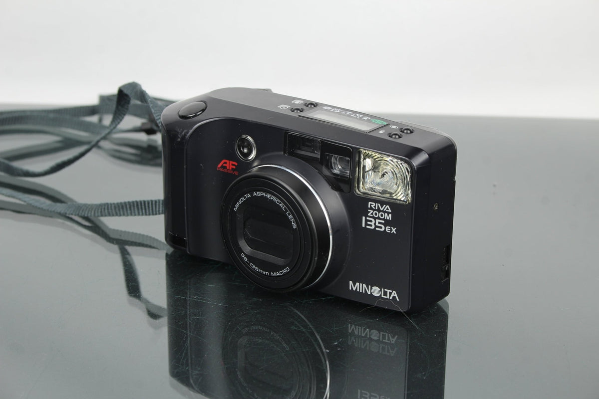 Minolta Riva Zoom135EX - Dutch|Thrift