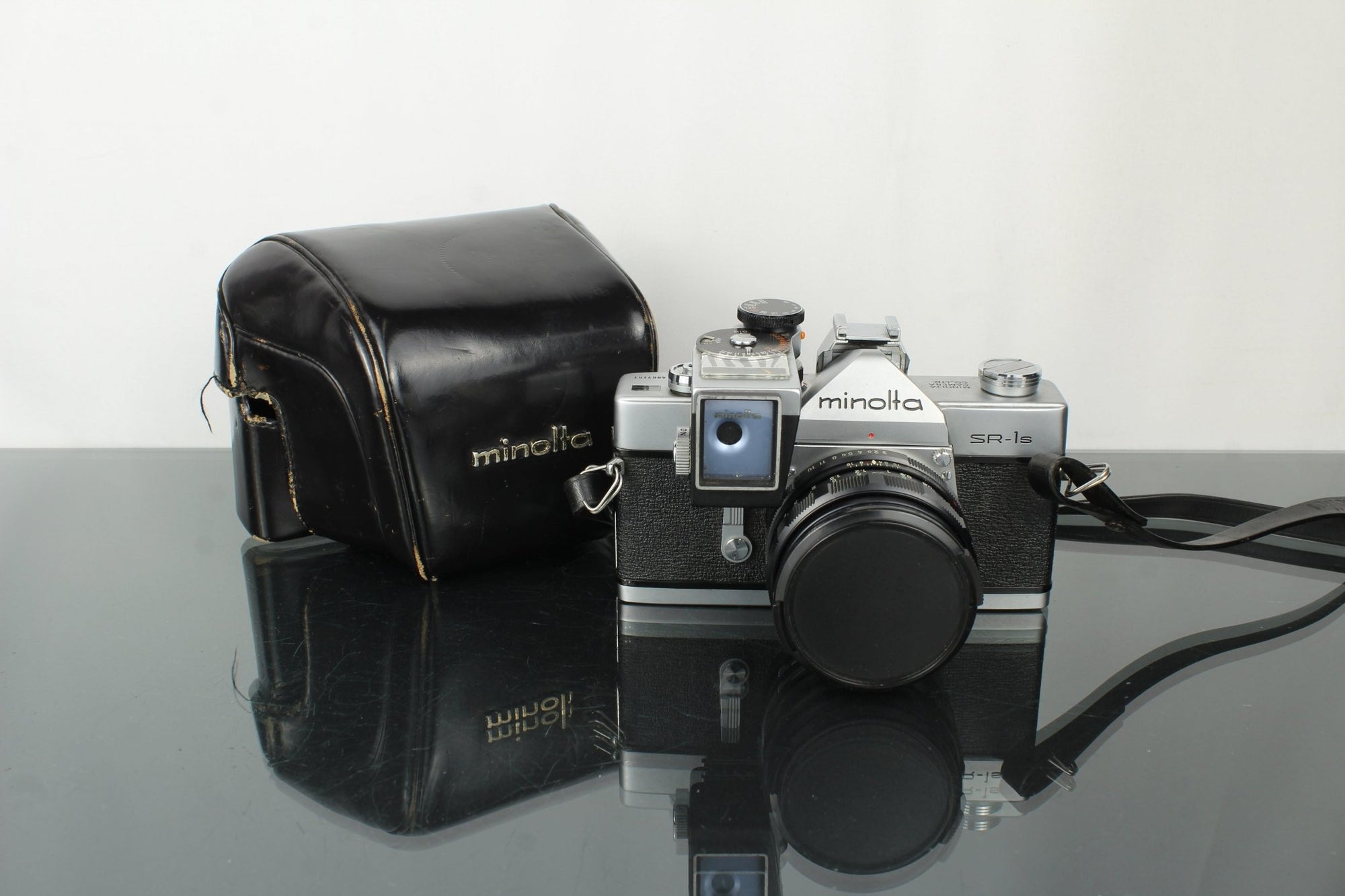 Minolta SR - 1S + Minolta Auto Rokkor - PF 55mm f/2 - Dutch|Thrift