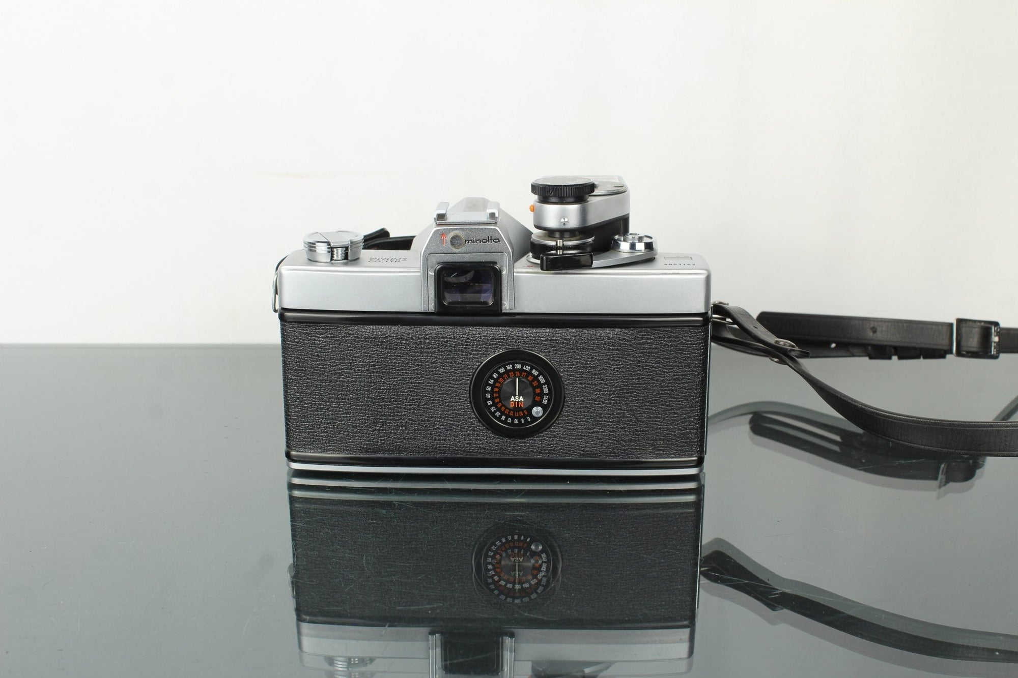 Minolta SR - 1S + Minolta Auto Rokkor - PF 55mm f/2 - Dutch|Thrift