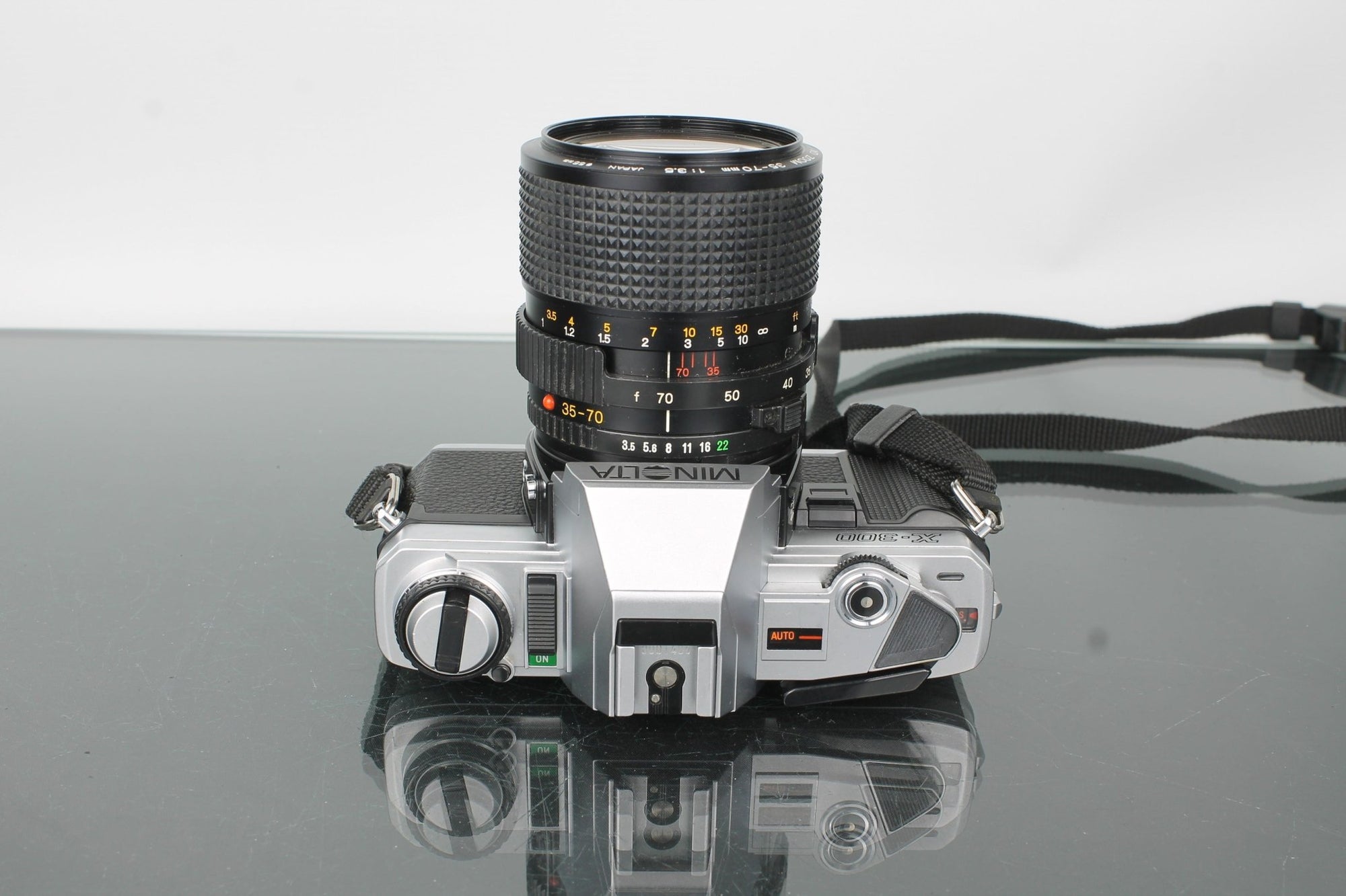 Minolta X - 300 - Dutch|Thrift