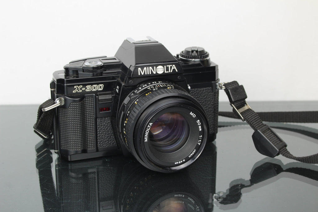 Minolta X - 300 + 50mm 1.7 Minolta MD lens - Dutch|Thrift