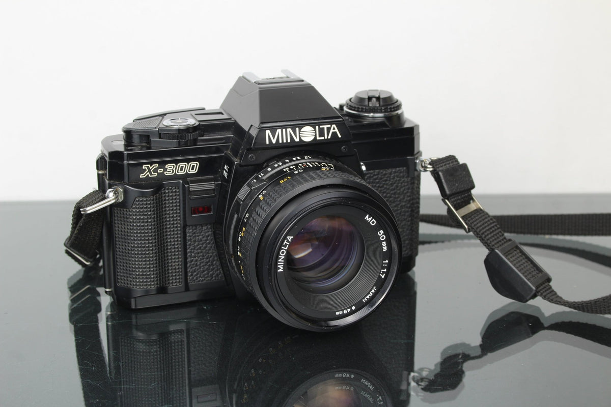 Minolta X - 300 + 50mm 1.7 Minolta MD lens - Dutch|Thrift