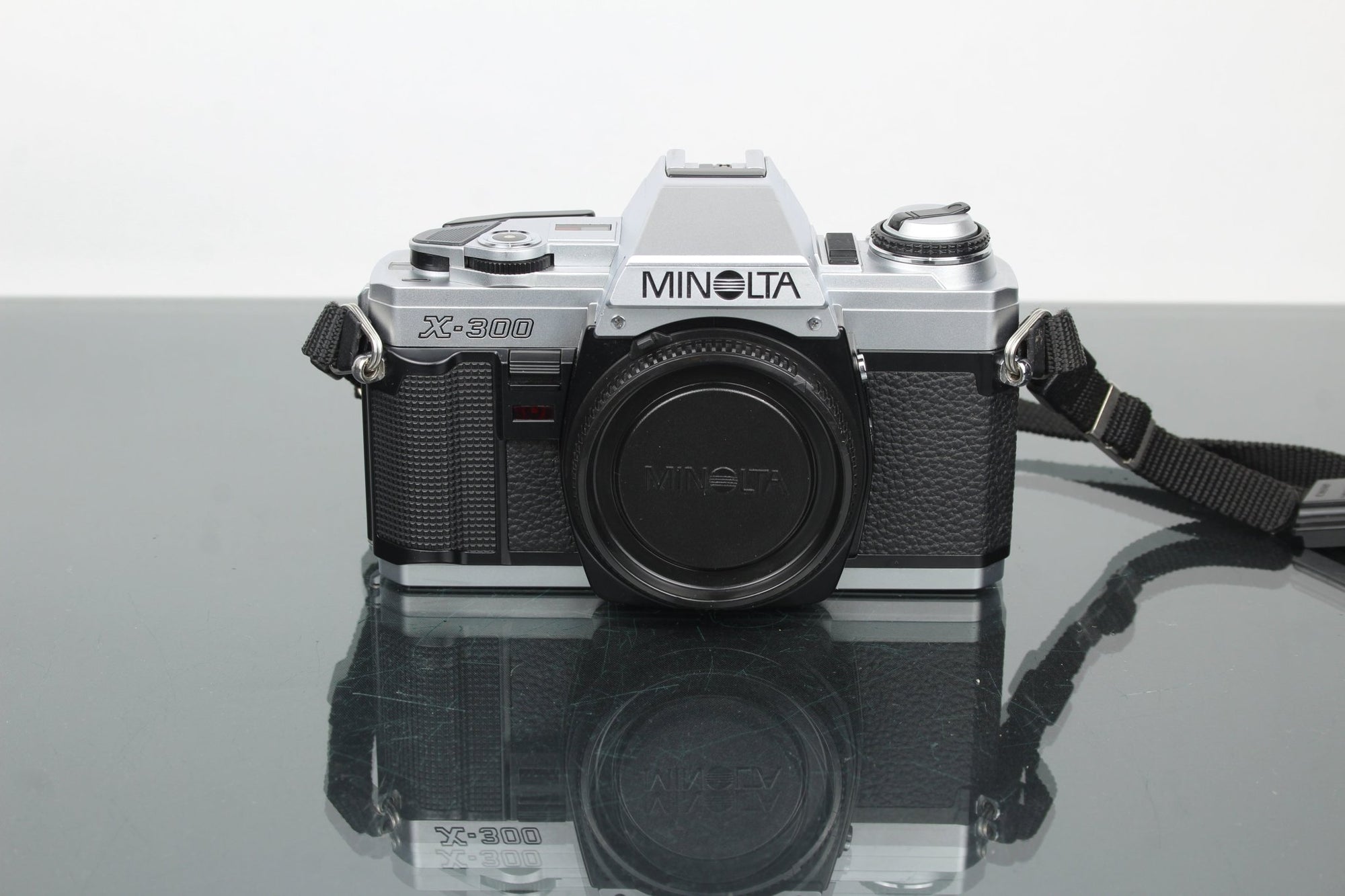 Minolta X - 300 - Dutch|Thrift