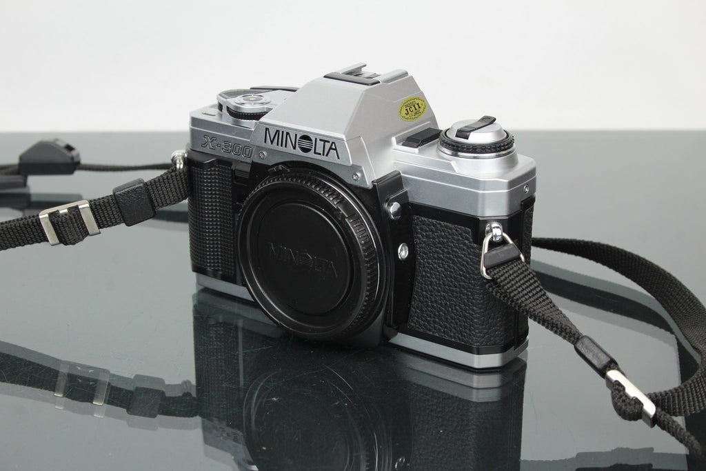 Minolta X - 300 - Dutch|Thrift