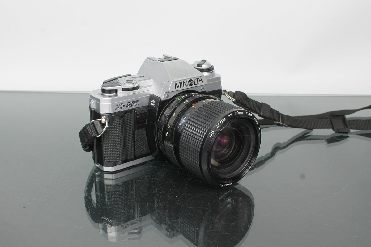 Minolta X - 300 - Dutch|Thrift