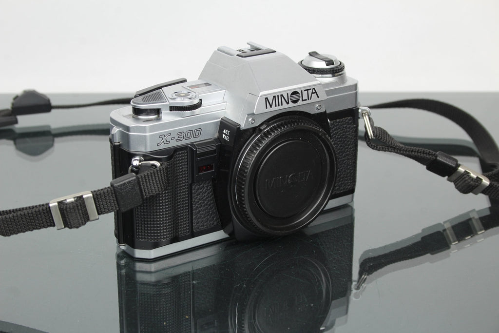 Minolta X - 300 - Dutch|Thrift