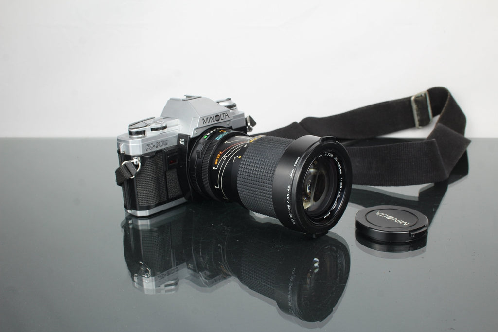 Minolta X - 300 + MD 35 - 135mm 1:3.5 - 4.5 lens - Dutch|Thrift