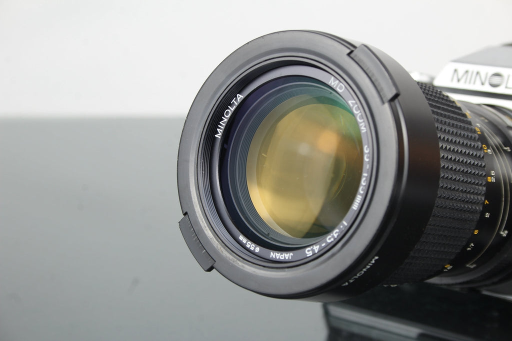 Minolta X - 300 + MD 35 - 135mm 1:3.5 - 4.5 lens - Dutch|Thrift
